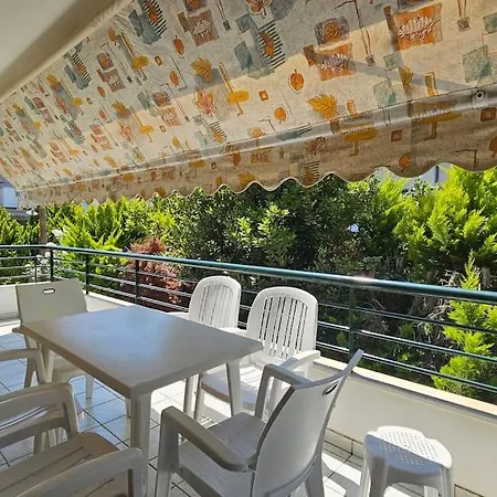 Seaside Haven Apartment *