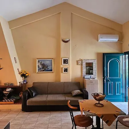 Seaside Haven Apartment *