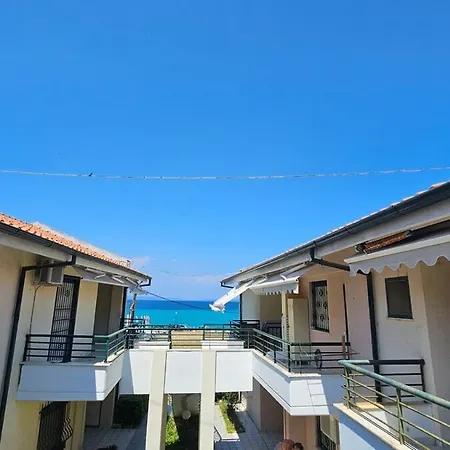 Seaside Haven Polychrono